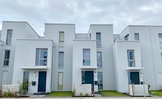 Neubau-Reihenhaus